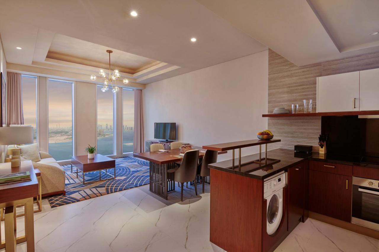 Wyndham Grand Doha West Bay Beach Exteriör bild A typical apartment interior