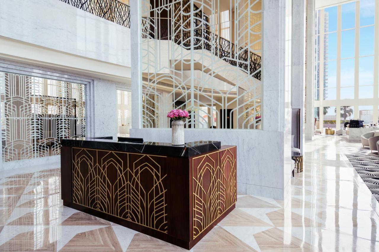 Wyndham Grand Doha West Bay Beach Exteriör bild The lobby of the hotel