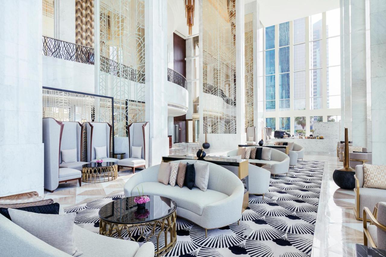 Wyndham Grand Doha West Bay Beach Exteriör bild The lobby of the hotel