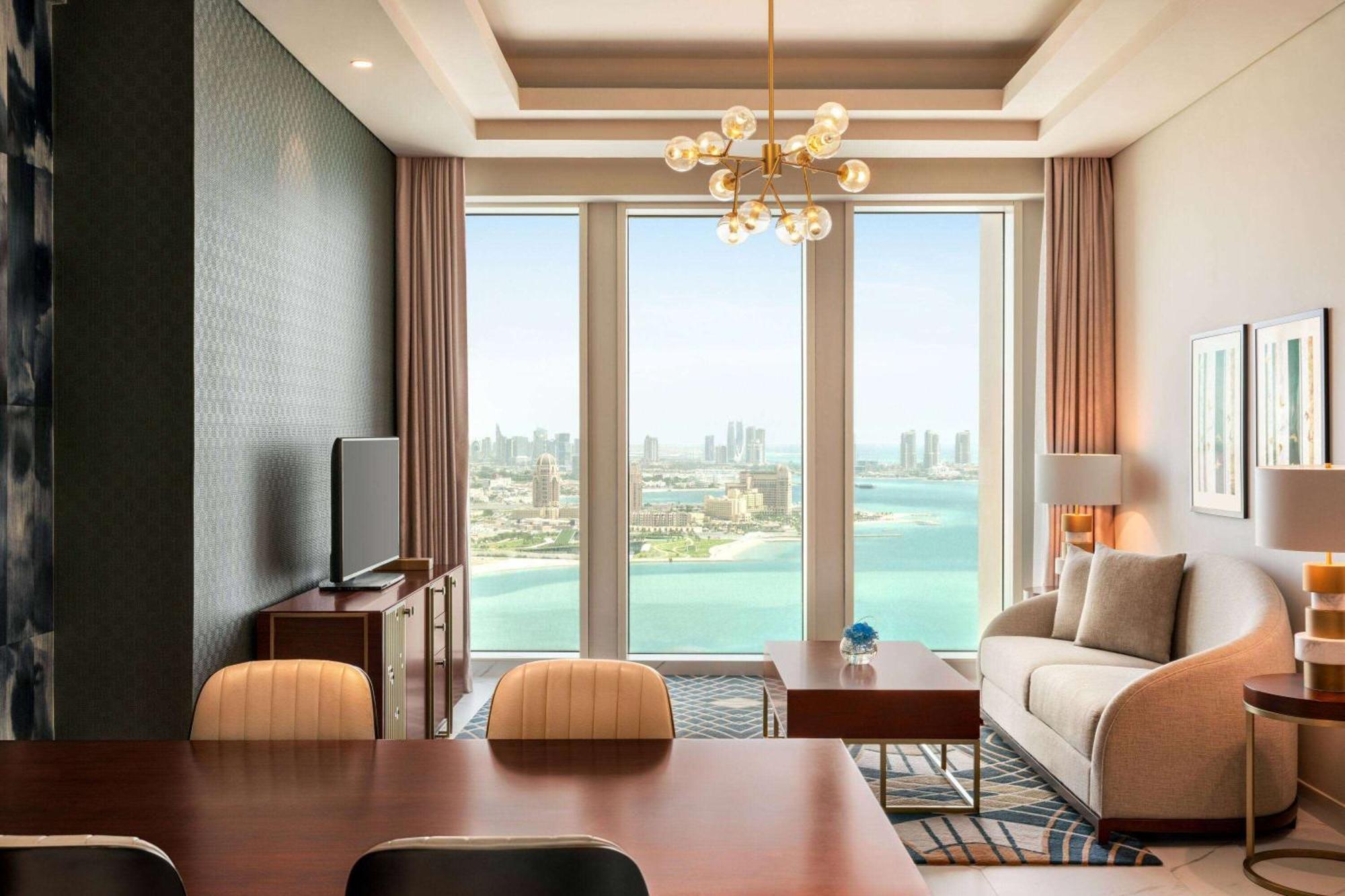 Wyndham Grand Doha West Bay Beach Exteriör bild A living room at the hotel