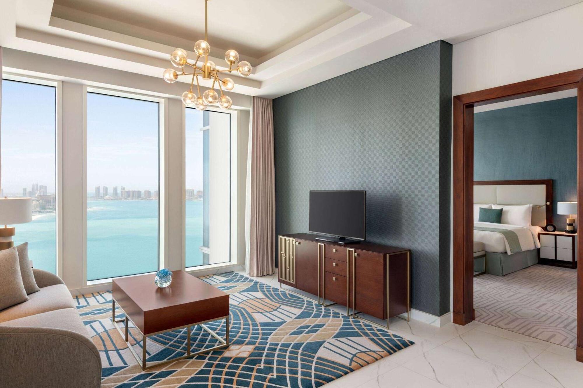 Wyndham Grand Doha West Bay Beach Exteriör bild A suite at the hotel